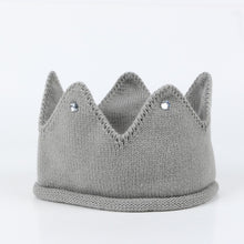Load image into Gallery viewer, Crown Baby Hat Photography Props Autumn Winter Knit Newborn Baby Girl Boy Hat Turban Infant Toddler Beanie Cap Casquette Enfant