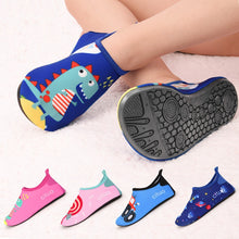 Load image into Gallery viewer, Children beach shoes baby soft floor indoor slipper snorkeling swim socks boys and girls anti-slip home barefoot kids slippers