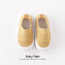 Load image into Gallery viewer, baby shoes for summer Boys and girls hollow flying woven shoes