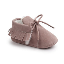 Load image into Gallery viewer, Cute Autumn Winter Infants Shoes Baby Girl Boy Polka Dot Knitting Boots Casual Sneakers Non-slip Soft Soled Walking Shoes