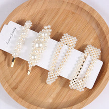 Load image into Gallery viewer, 5 Pieces Pearl Hairpin Women's Fashion Soft Pearl Hairpin Hair Stick Girl Hair Clip Hair Clip Set Hair Accessories Jewellery