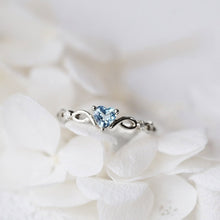 Load image into Gallery viewer, Huitan Simple Heart Ring For Women Female Cute Finger Rings Romantic Birthday Gift For Girlfriend Fashion Zircon Stone Jewelry