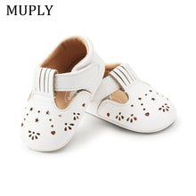 Load image into Gallery viewer, 2019 New Baby Girls First Step Shoes Baby Moccasins Soft Bottom Non-slip Toddler First Walkers Baby Booties Girls Shoes