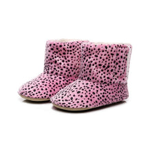Load image into Gallery viewer, Cute Autumn Winter Infants Shoes Baby Girl Boy Polka Dot Knitting Boots Casual Sneakers Non-slip Soft Soled Walking Shoes