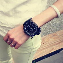 Load image into Gallery viewer, LinTimes Unisex Women Men Wristwatch Sports Watches Outdoor Fashion Quartz Watch Large Round Dial Wristwatch