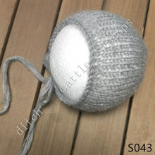 Load image into Gallery viewer, Handcraft Baby hand Knit Mohair Bonnet ,Baby Photography Props. Photography prop.on Baby Shower Gift
