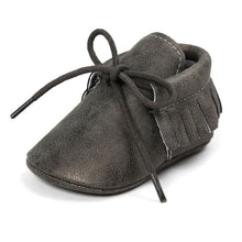 Load image into Gallery viewer, 2020 Autumn/Spring Baby Shoes Newborn Boys Girls PU Leather Moccasins Sequin First Walkers Baby Shoes 0-18M
