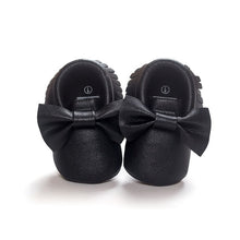 Load image into Gallery viewer, Handmade Soft Bottom Fashion Tassels Baby Moccasin Newborn Babies Shoes 19-colors PU leather Prewalkers Boots
