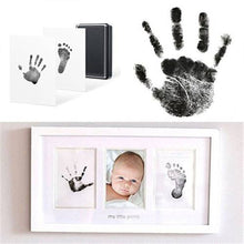 Load image into Gallery viewer, Environmental-friendly Baby Care Non-Toxic Baby Handprint Footprint Imprint Kit Baby Souvenirs Casting Newborn Footprint inkpad
