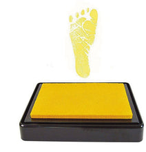 Load image into Gallery viewer, Environmental-friendly Baby Care Non-Toxic Baby Handprint Footprint Imprint Kit Baby Souvenirs Casting Newborn Footprint inkpad
