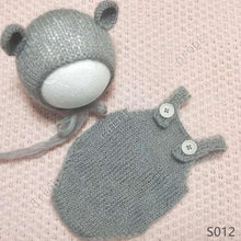 Load image into Gallery viewer, handmade mohair teddy bear hat + shorts     Newborn photography props
