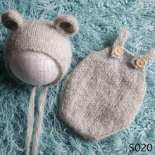Load image into Gallery viewer, handmade mohair teddy bear hat + shorts     Newborn photography props
