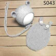 Load image into Gallery viewer, handmade mohair teddy bear hat + shorts     Newborn photography props
