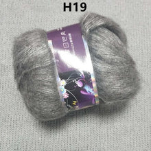 Load image into Gallery viewer, handmade mohair teddy bear hat + shorts     Newborn photography props
