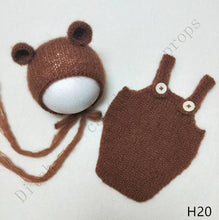 Load image into Gallery viewer, handmade mohair teddy bear hat + shorts     Newborn photography props
