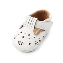 Load image into Gallery viewer, 2019 New Baby Girls First Step Shoes Baby Moccasins Soft Bottom Non-slip Toddler First Walkers Baby Booties Girls Shoes
