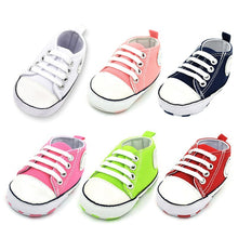 Load image into Gallery viewer, New Canvas Classic Sports Sneakers Newborn Baby Boys Girls First Walkers Shoes Infant Toddler Soft Sole Anti-slip Baby Shoes
