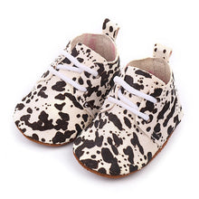 Load image into Gallery viewer, Genuine Leather Baby shoes Leopard print Baby Girls Soft shoes Horse hair Boys First walkers Lace Baby moccasins
