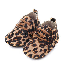 Load image into Gallery viewer, Genuine Leather Baby shoes Leopard print Baby Girls Soft shoes Horse hair Boys First walkers Lace Baby moccasins
