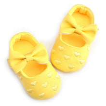 Load image into Gallery viewer, Baby PU Leather Baby Boy Girl Baby Moccasins Moccs Shoes Bow Fringe Soft Soled Non-slip Footwear Crib Shoes
