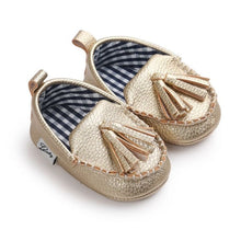 Load image into Gallery viewer, Moccasin First Walkers Newborn Baby Shoes Toddler Prewalker Shoes Baby Boy Girl Pu Tassel pendant Leather Shoes
