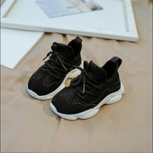 Load image into Gallery viewer, 2020 New Spring/Autumn Children Shoes Unisex Toddler Boys Girls Sneakers Mesh Breathable Fashion Casual Kids Shoes Size 21-30
