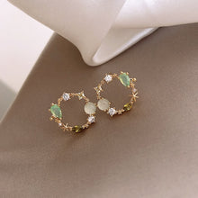 Load image into Gallery viewer, 2020 New Arrival Classic Round Pink Green Crystal Stud Earrings for women Sweet Flower Cirlce Jewelry Fashion Brincos Gift
