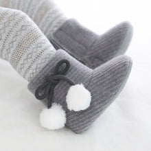 Load image into Gallery viewer, Cute Autumn Winter Infants  Shoes Baby Girl Boy Polka Dot Knitting Boots Casual Sneakers Non-slip Soft Soled Walking Shoes
