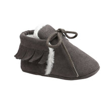 Load image into Gallery viewer, Cute Autumn Winter Infants  Shoes Baby Girl Boy Polka Dot Knitting Boots Casual Sneakers Non-slip Soft Soled Walking Shoes
