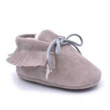 Load image into Gallery viewer, Cute Autumn Winter Infants  Shoes Baby Girl Boy Polka Dot Knitting Boots Casual Sneakers Non-slip Soft Soled Walking Shoes
