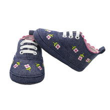 Load image into Gallery viewer, Baby Girl Shoes White Lace Floral Embroidered Soft Shoes Prewalker Walking Toddler Kids Shoes First Walker free shipping
