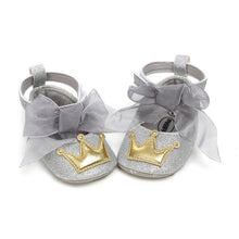 Load image into Gallery viewer, Baby Shoes Newborn PU Bow Cute Crown Non-slip Soft Bottom Baby Girl Shoes First Walker Fashion Princess Shoes
