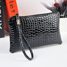 Load image into Gallery viewer, Classic Small Envelope Clutch Bags Women Evening Bag Soft PU Leather Zipper Crocodile Coins Purses Women Business Casual Handbag
