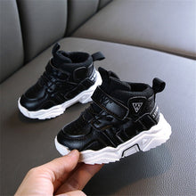 Load image into Gallery viewer, AOGT 2020 Autumn Baby Girl Boy Toddler Shoes Infant Casual Walkers Shoes Soft Bottom Comfortable Kid Sneakers Black White
