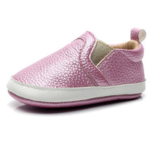 Load image into Gallery viewer, Leather baby boy shoes infant sneaker shoes newborn first walker soft soled toddler footwears for 0 -1year babiesобувь для малыш
