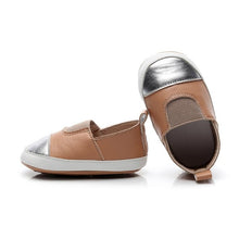 Load image into Gallery viewer, Leather baby boy shoes infant sneaker shoes newborn first walker soft soled toddler footwears for 0 -1year babiesобувь для малыш
