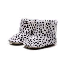 Load image into Gallery viewer, Cute Autumn Winter Infants  Shoes Baby Girl Boy Polka Dot Knitting Boots Casual Sneakers Non-slip Soft Soled Walking Shoes
