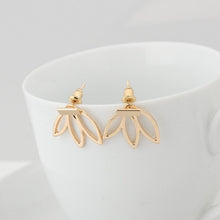Load image into Gallery viewer, Fashion Korean Rhinestone Earrings Jewelry Crown Geometric Round Stud Earrings For Women Charm Flower Star Moon Earring Jewelry
