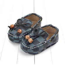 Load image into Gallery viewer, New newborn baby boy shoes Pink stripe Patch Casual soft bottom non-slip breathable new born baby girls Infant toddler shoes
