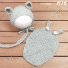 Load image into Gallery viewer, handmade mohair teddy bear hat + shorts     Newborn photography props
